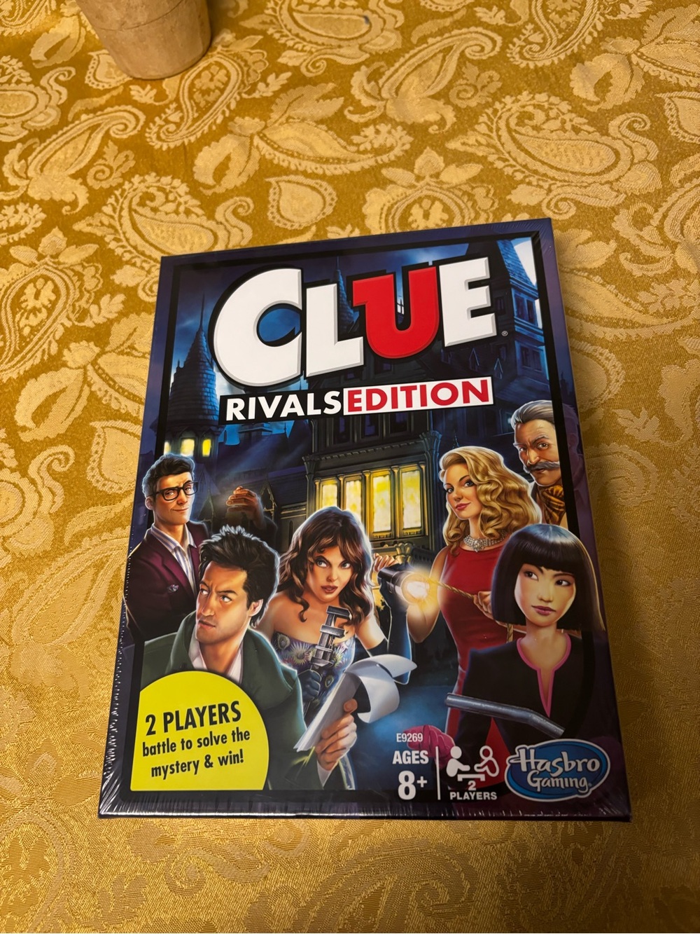 Hasbro CLUE Rivals Edition Board Game - Black, Red, Blue - Picture 3 of 6